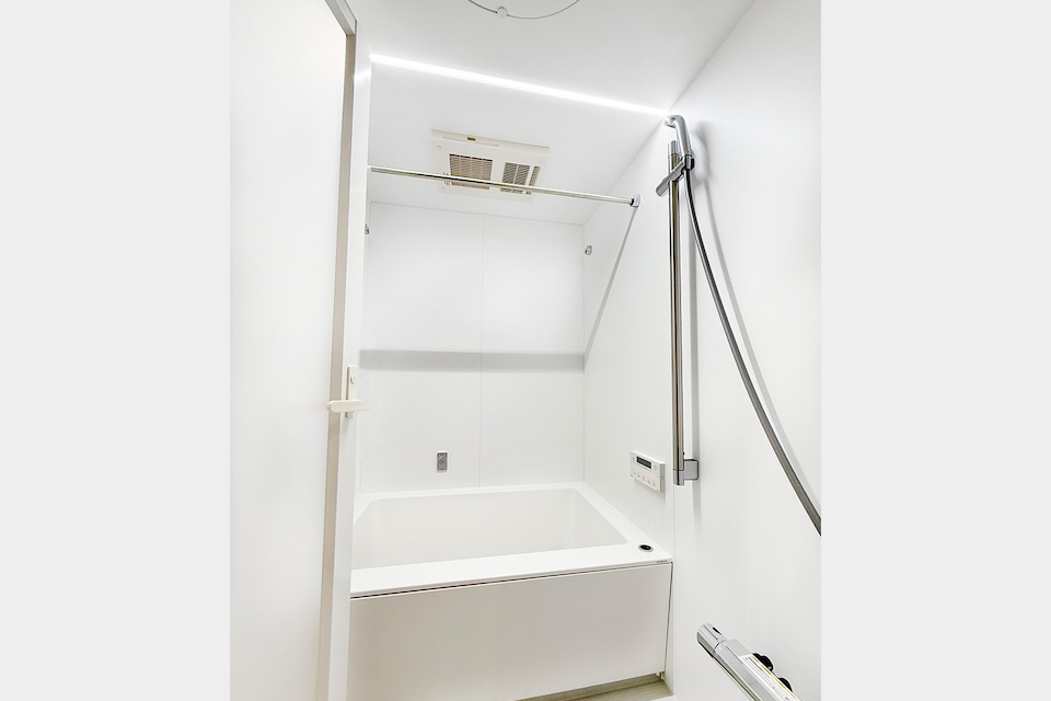 ローレルスクエア登美ヶ丘Ⅱ期14番館｜浴室