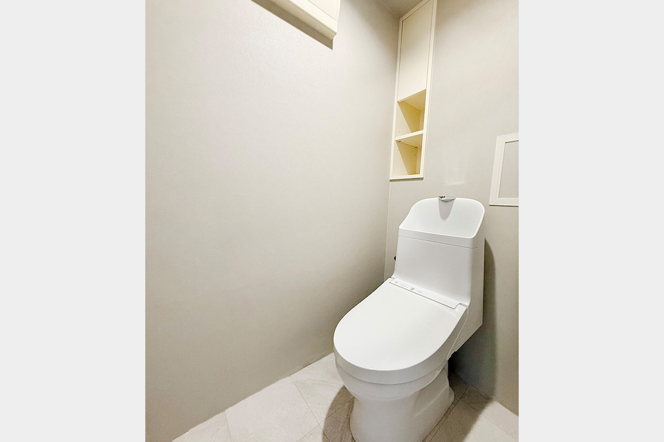ローレルスクエア登美ヶ丘Ⅱ期14番館｜トイレ